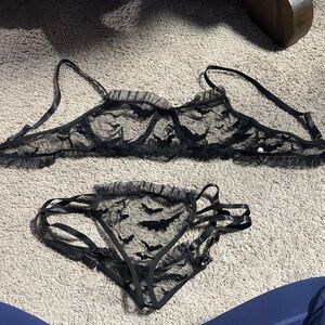 Elegant Black Lace Lingerie Set